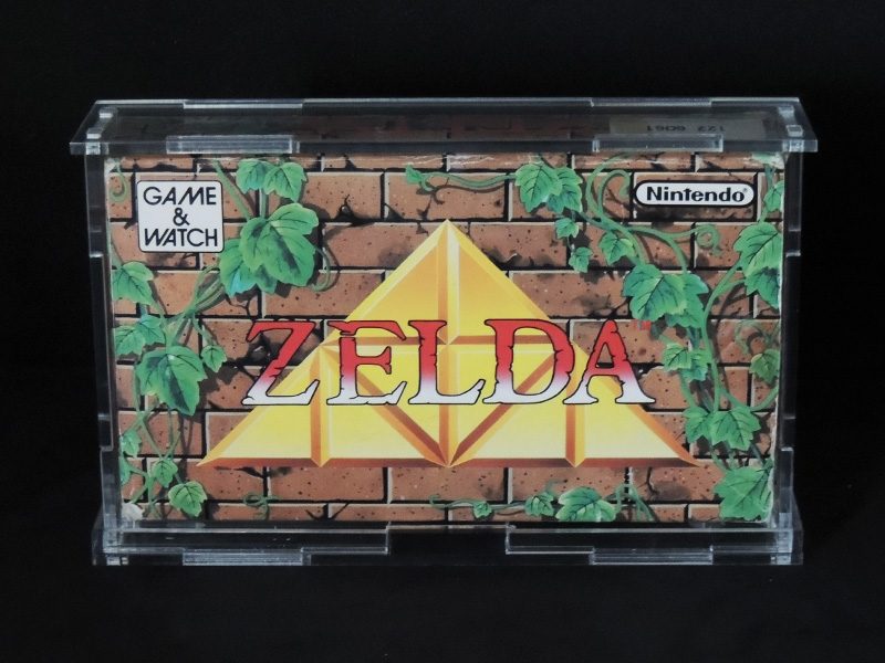 Vintage Zelda Game & watch Nintendo display box