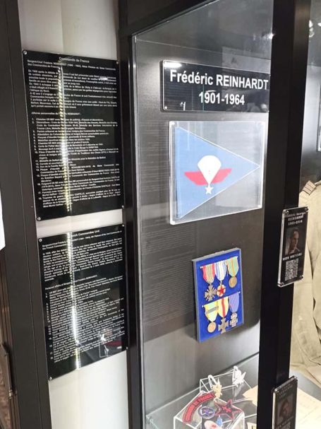 Gravure plexiglass musée